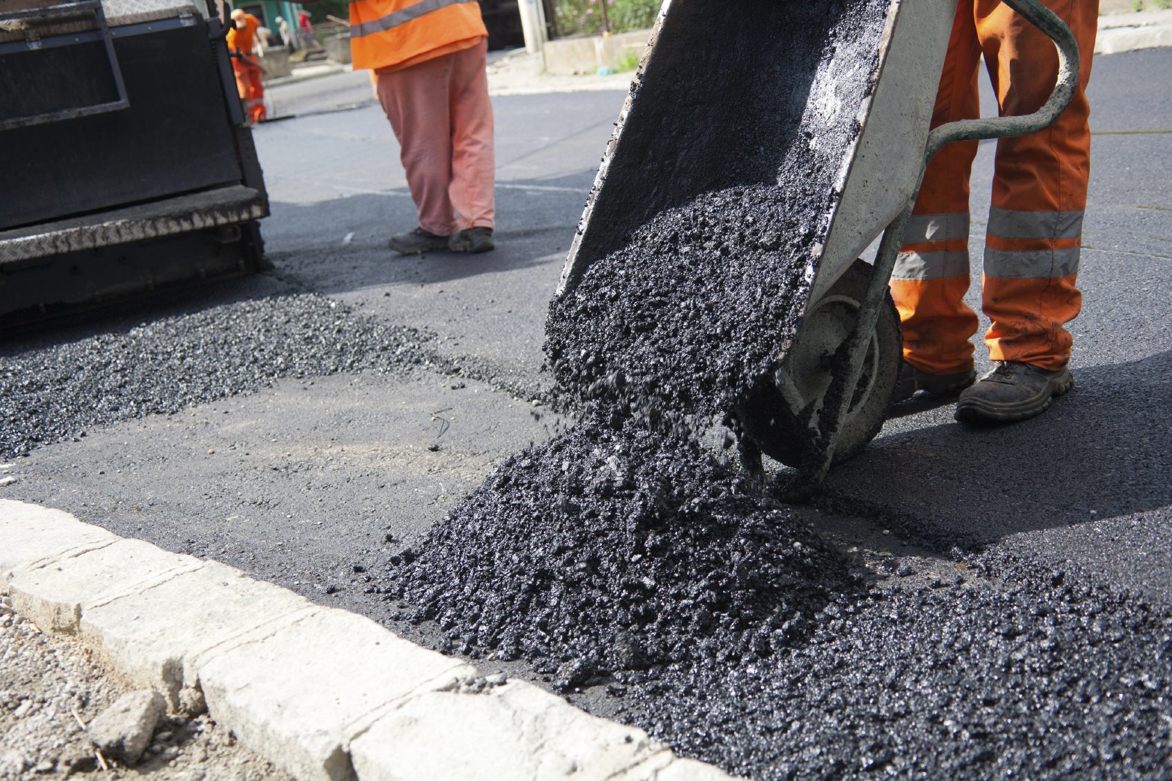 Tarmac Surfacing Car Park Drive Way