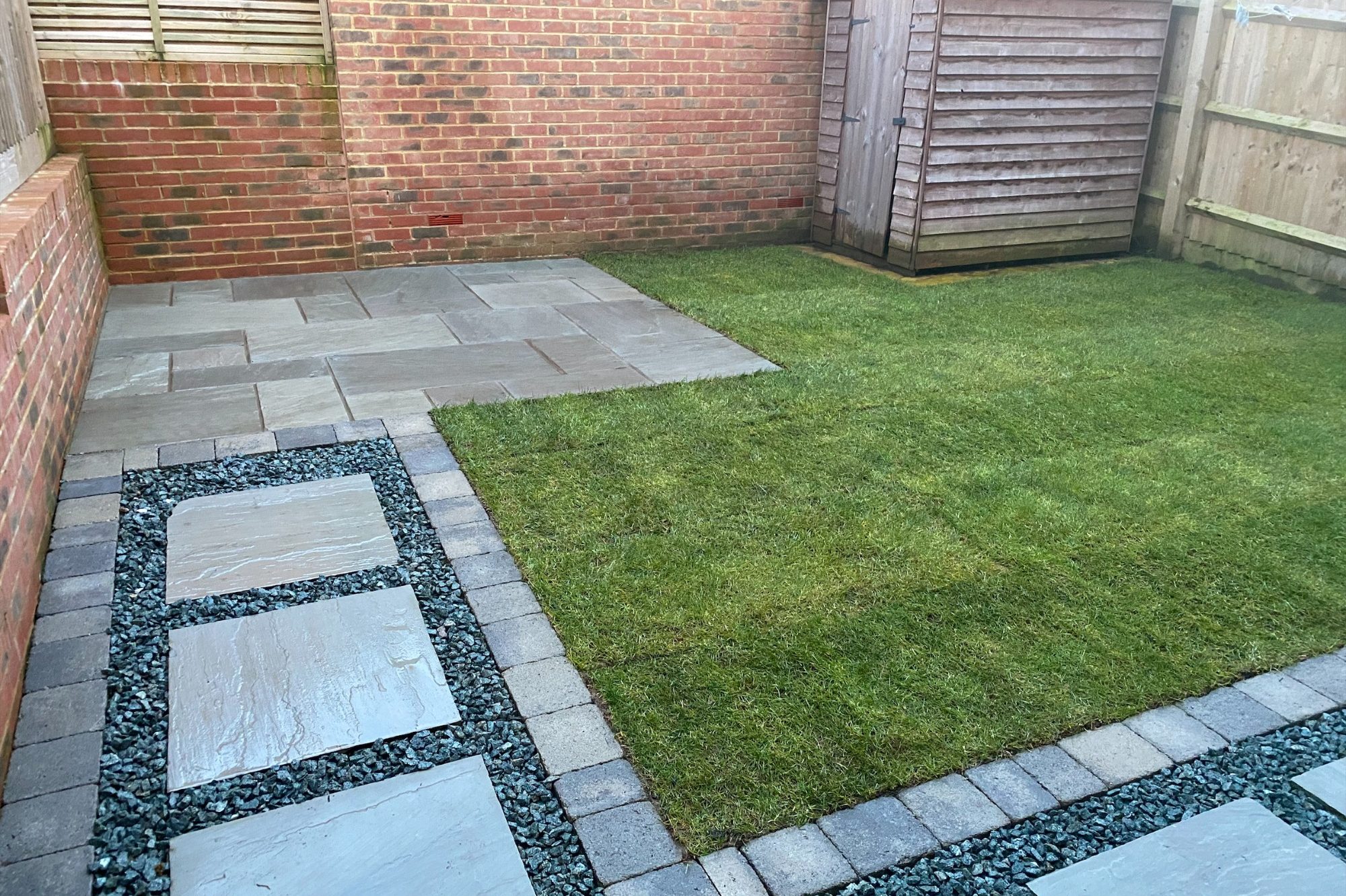 Patio Sandstone slabs shingle decorative stone pathway shed base re turf real turf